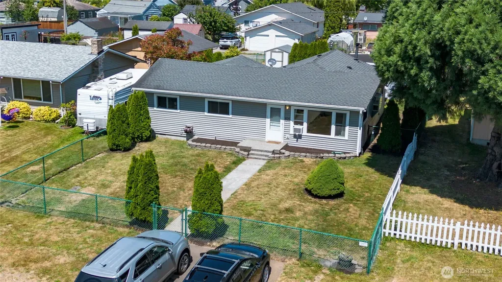456 E Street Blaine WA 98230