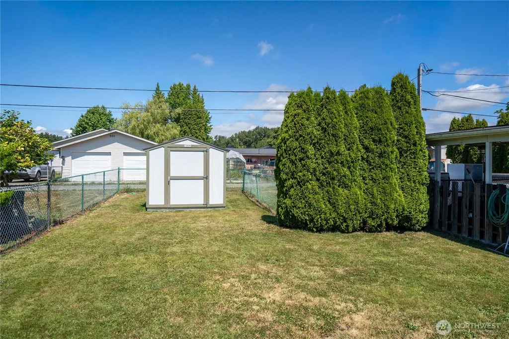 456 E Street Blaine WA 98230
