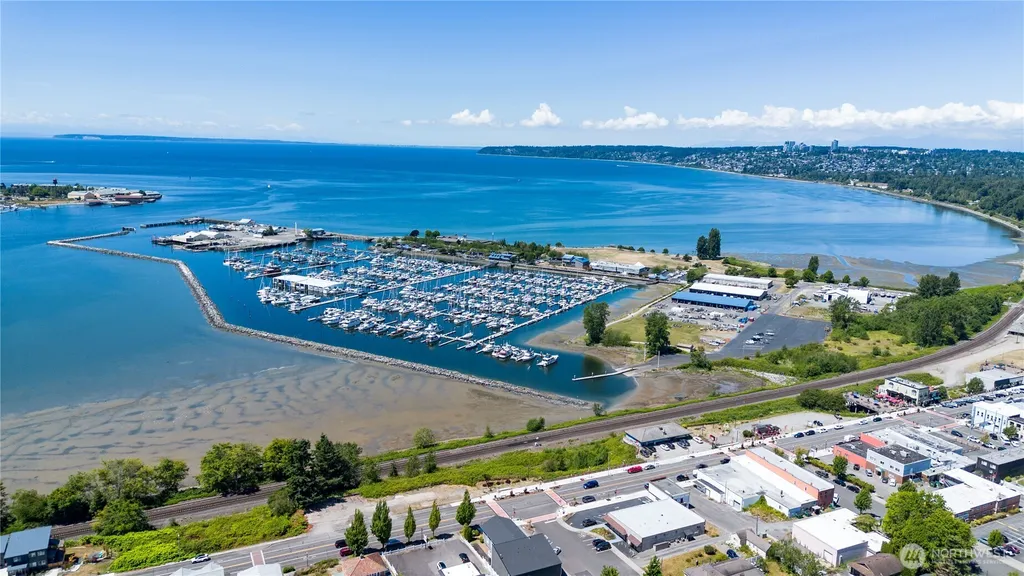 456 E Street Blaine WA 98230