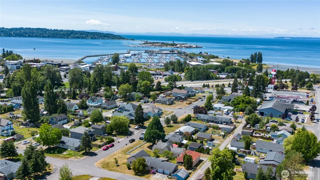 456 E Street Blaine WA 98230
