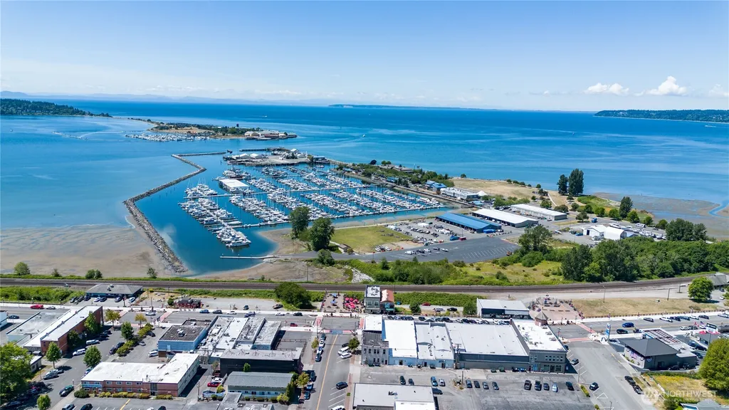 456 E Street Blaine WA 98230