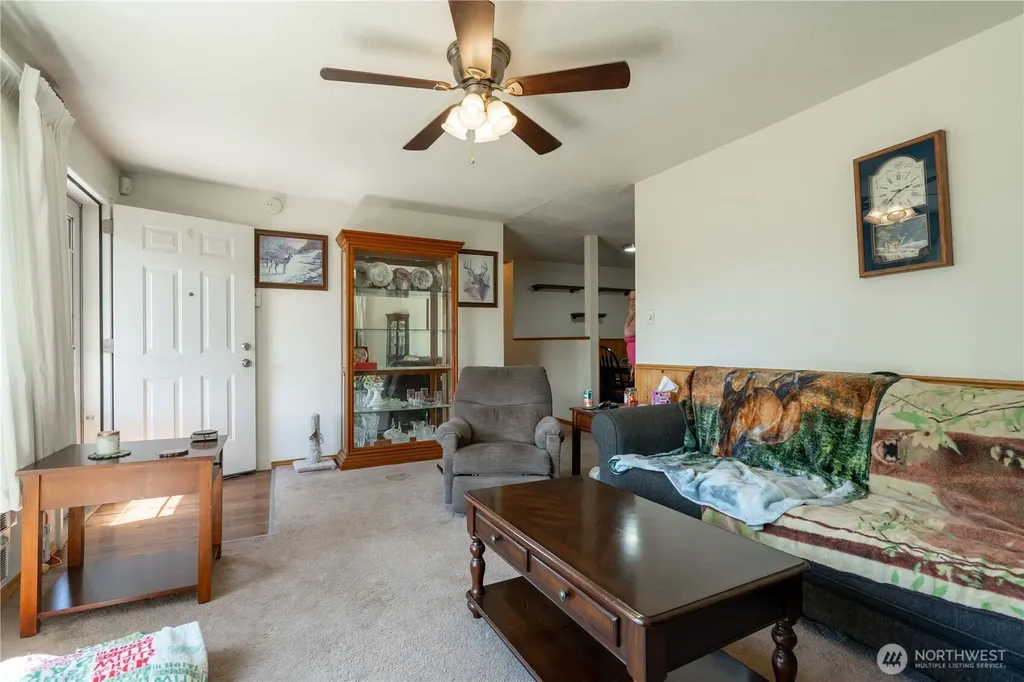 456 E Street Blaine WA 98230