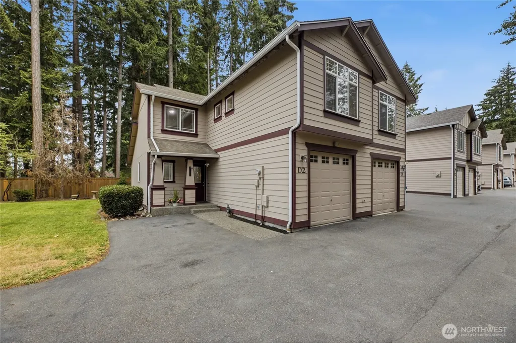 8208 Locust Avenue E Bonney Lake WA 98391