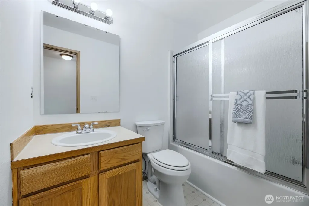 8208 Locust Avenue E Bonney Lake WA 98391