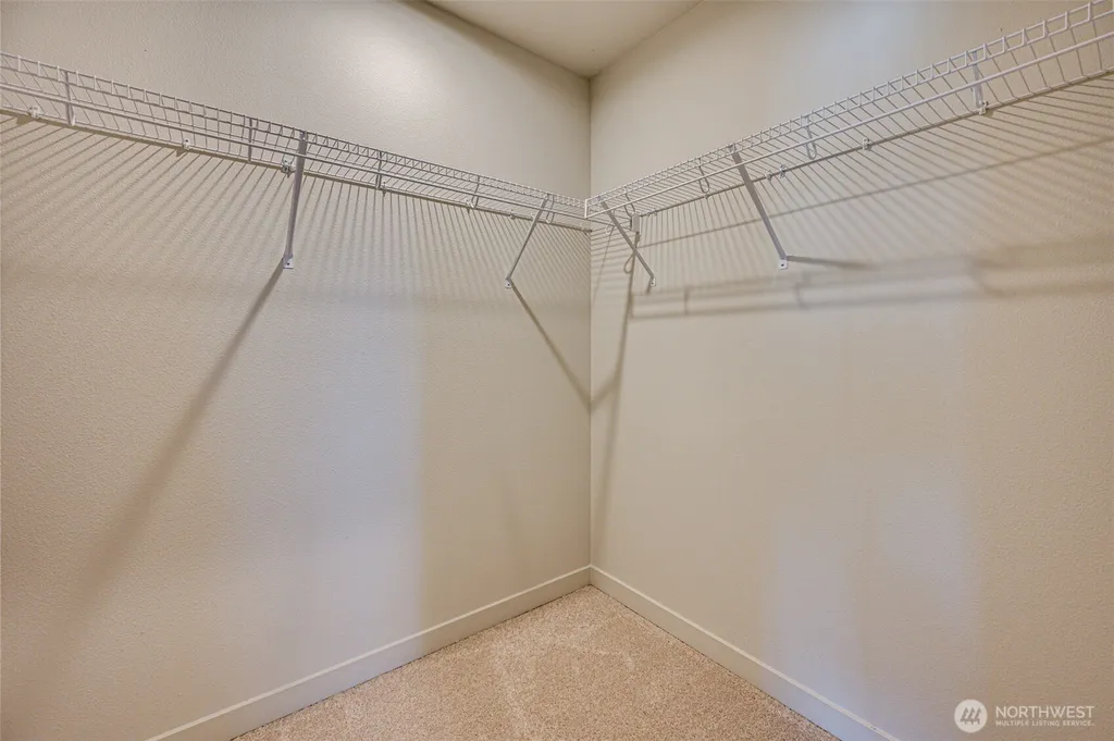 2002 Henderson Way Longview WA 98632