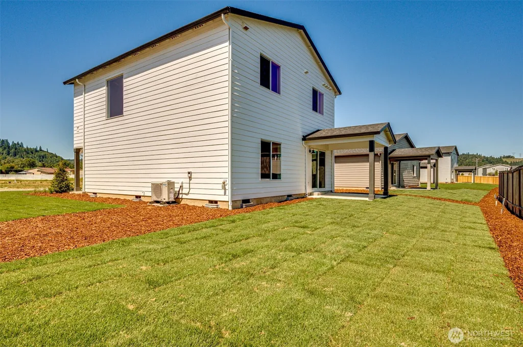 2002 Henderson Way Longview WA 98632