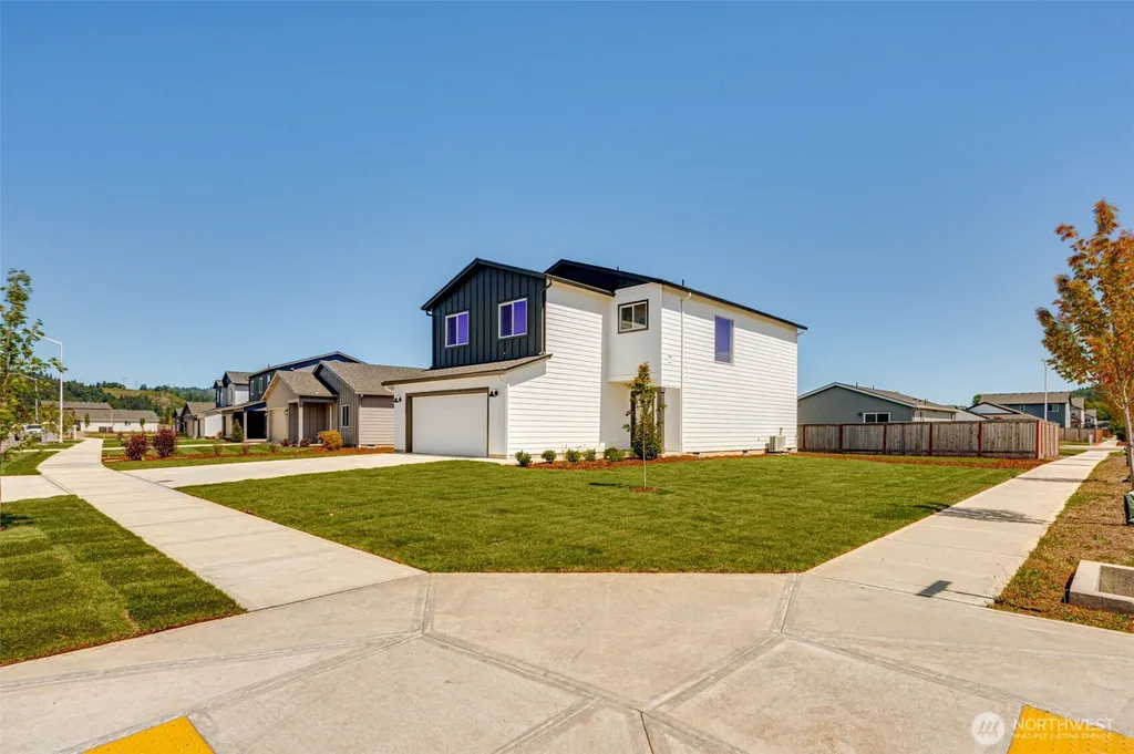 2002 Henderson Way Longview WA 98632