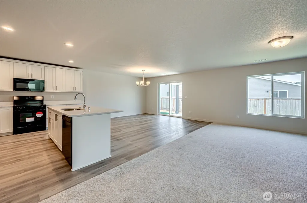 2002 Henderson Way Longview WA 98632