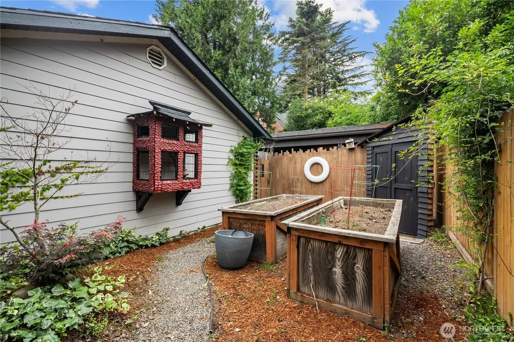3924 S Pilgrim Street Seattle WA 98118