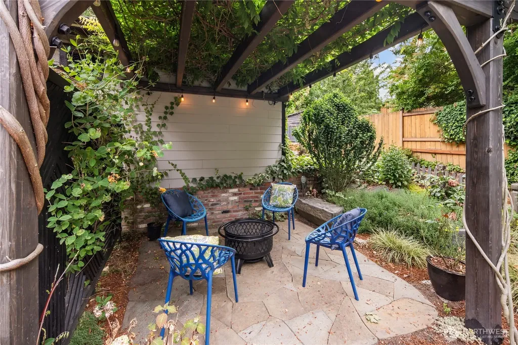 3924 S Pilgrim Street Seattle WA 98118
