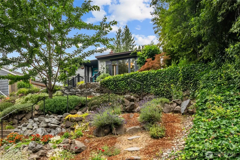 3924 S Pilgrim Street Seattle WA 98118
