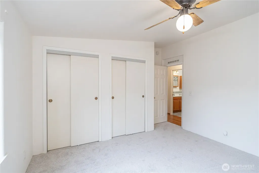 600 NE Saturn Lane Bremerton WA 98311