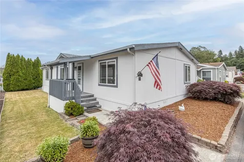 600 NE Saturn Lane Bremerton WA 98311