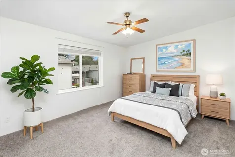 600 NE Saturn Lane Bremerton WA 98311