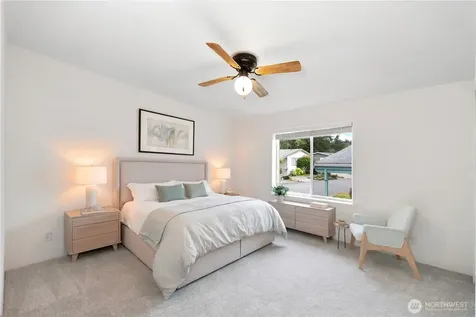 600 NE Saturn Lane Bremerton WA 98311