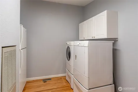 600 NE Saturn Lane Bremerton WA 98311
