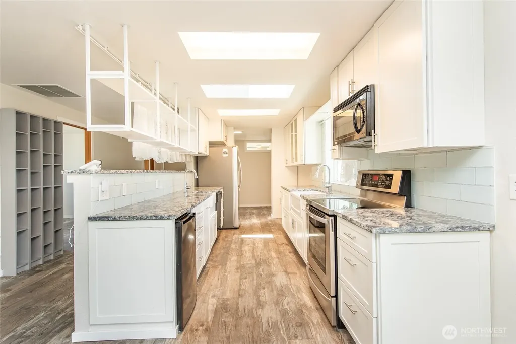 20 Elizabeth Lane Sequim WA 98382