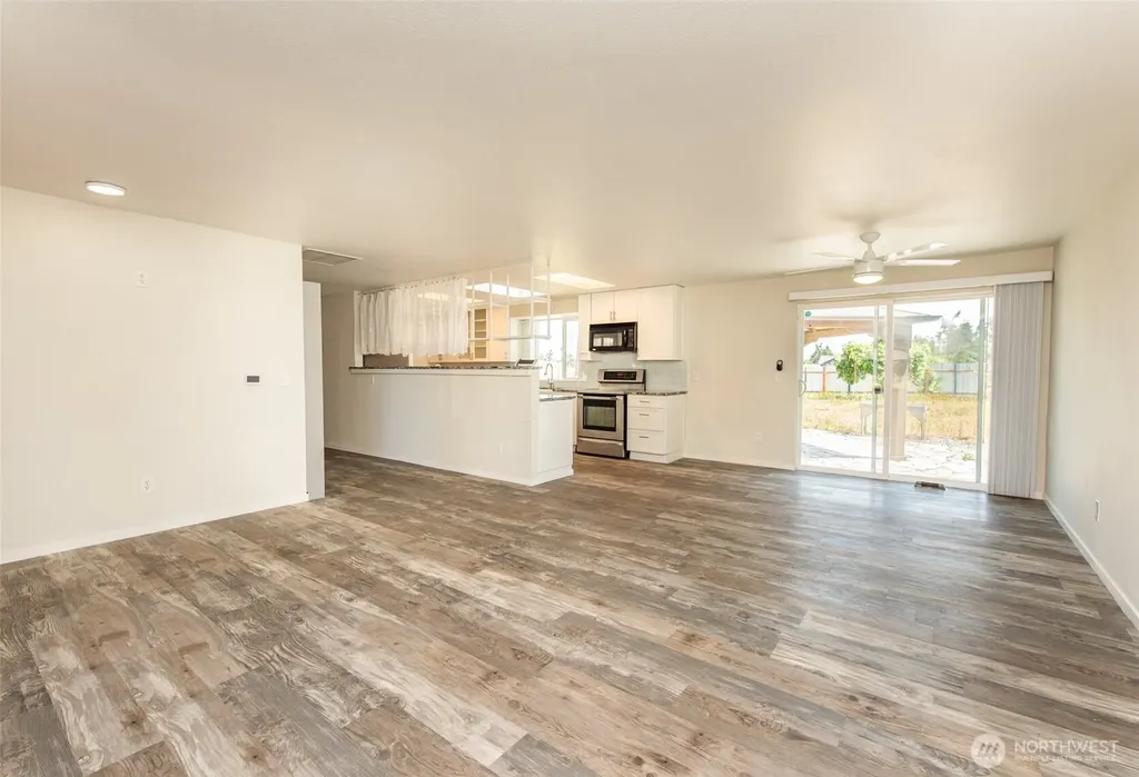 20 Elizabeth Lane Sequim WA 98382