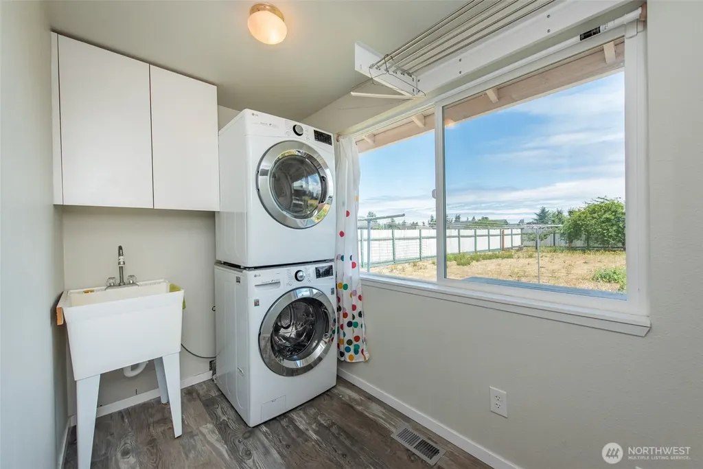 20 Elizabeth Lane Sequim WA 98382