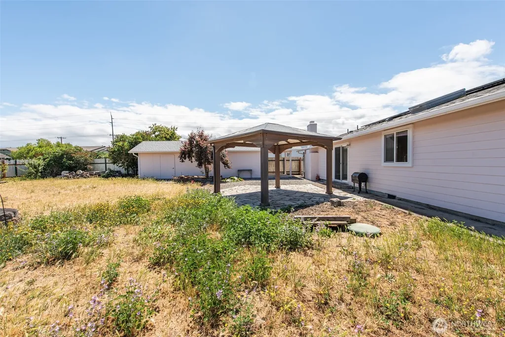 20 Elizabeth Lane Sequim WA 98382