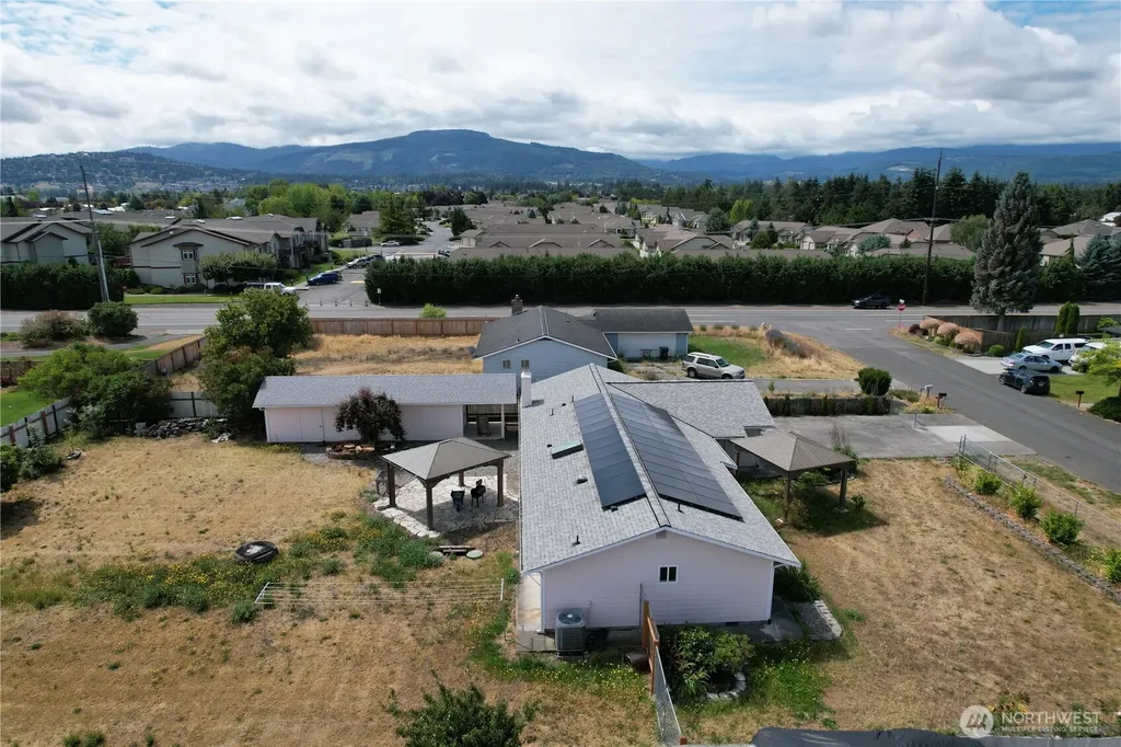 20 Elizabeth Lane Sequim WA 98382