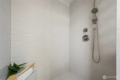 4127 146th Place SE Snohomish WA 98296