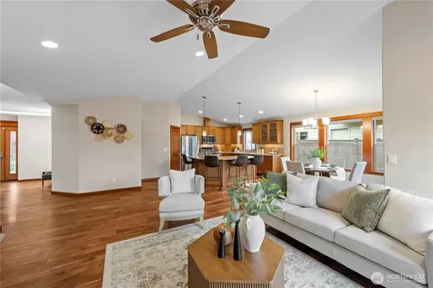 4127 146th Place SE Snohomish WA 98296