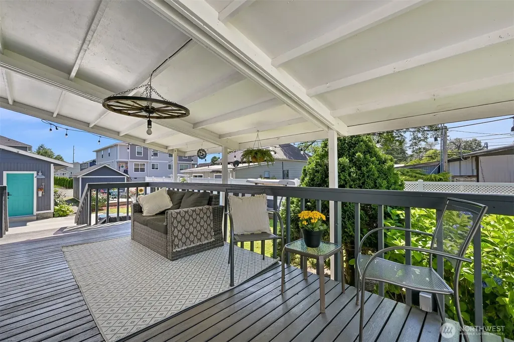 219 Mitchell Street Sumas WA 98295