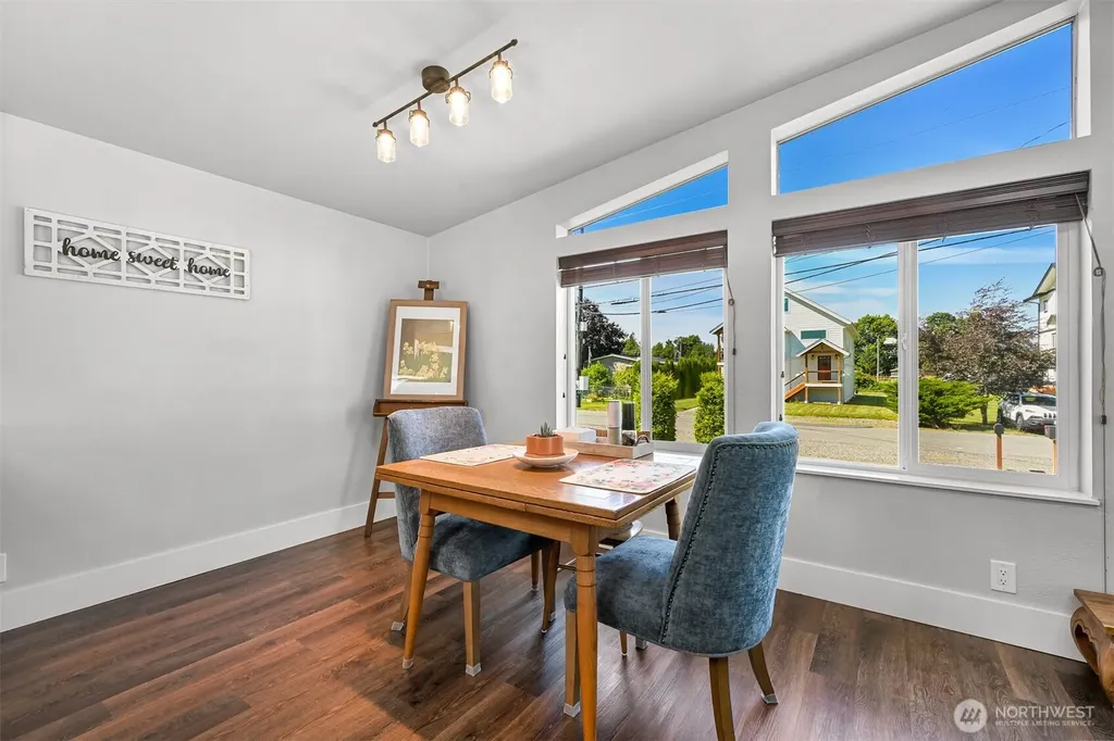219 Mitchell Street Sumas WA 98295