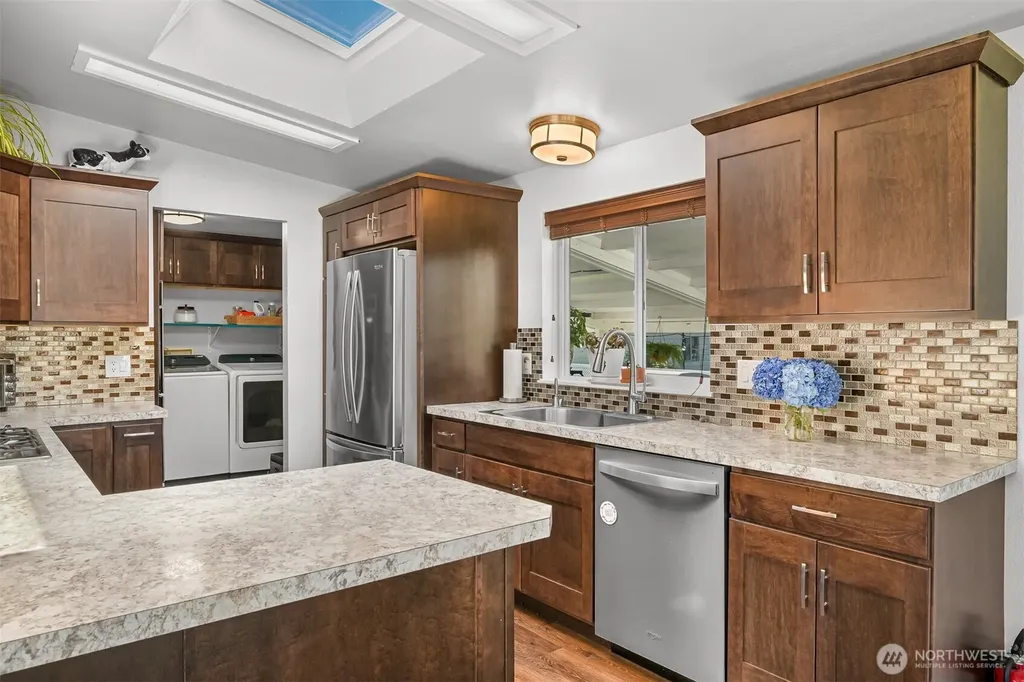 219 Mitchell Street Sumas WA 98295