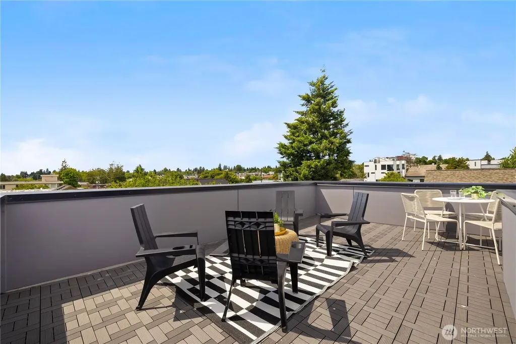 2228 NW 60th Street Seattle WA 98107