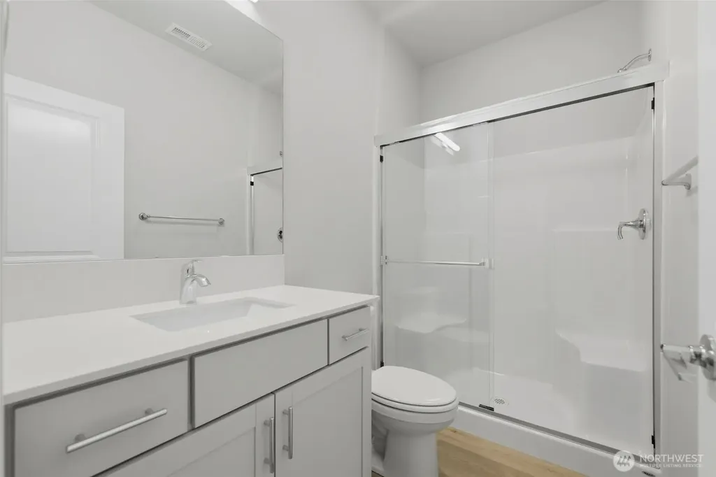 12502 SE 256th Place Kent WA 98030
