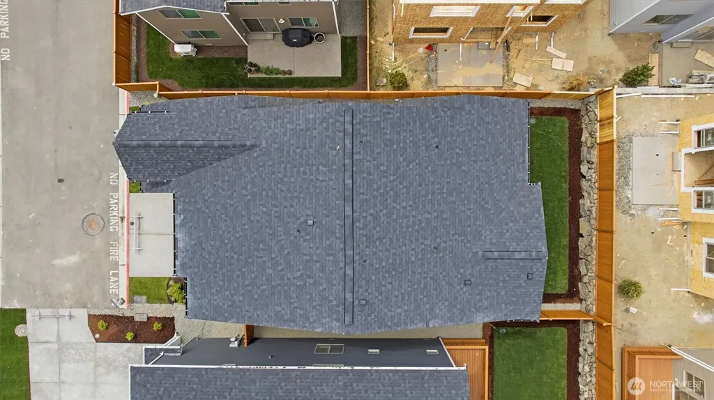 12502 SE 256th Place Kent WA 98030
