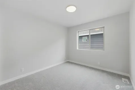 12502 SE 256th Place Kent WA 98030