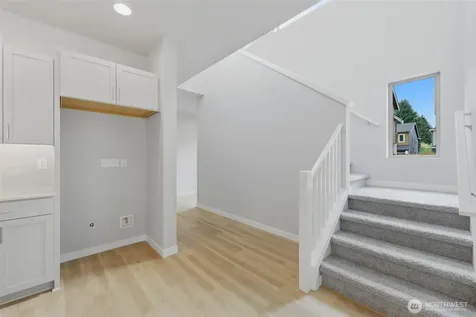 12502 SE 256th Place Kent WA 98030