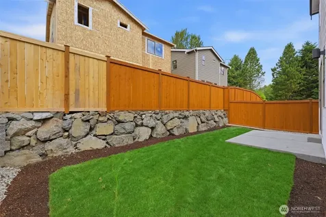12502 SE 256th Place Kent WA 98030