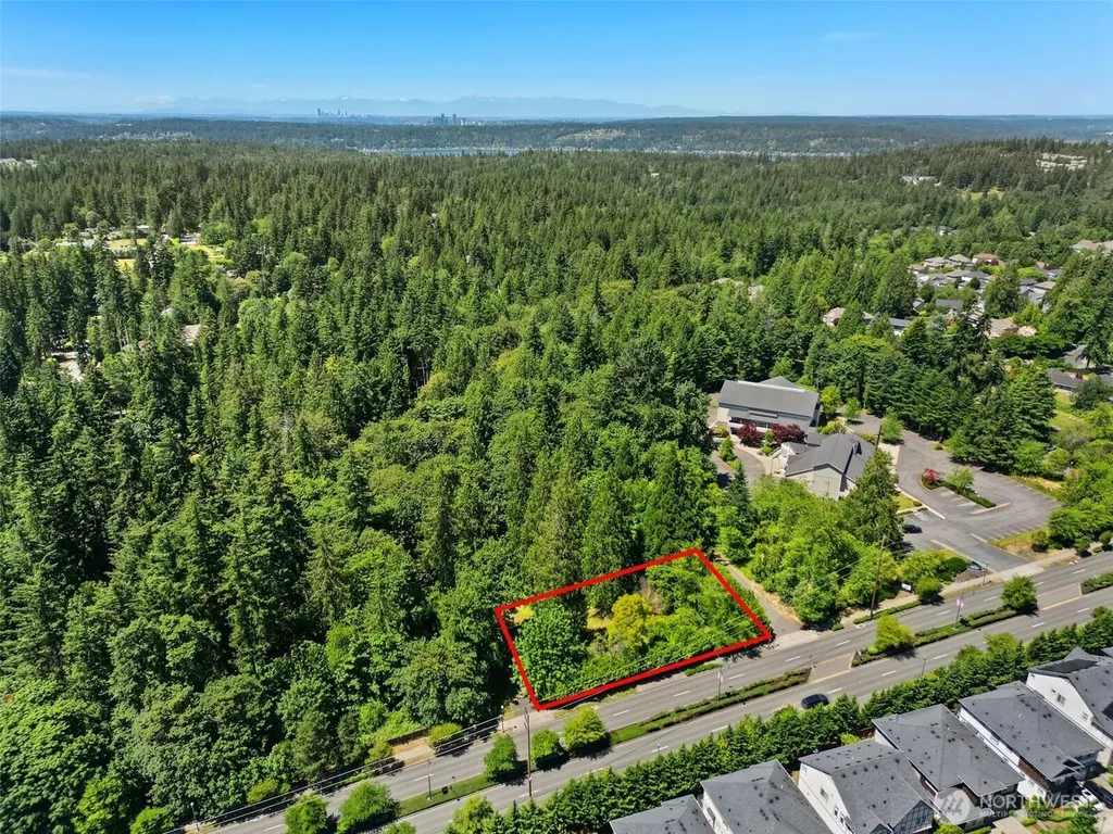 22783 SE 18th Street Sammamish WA 98075