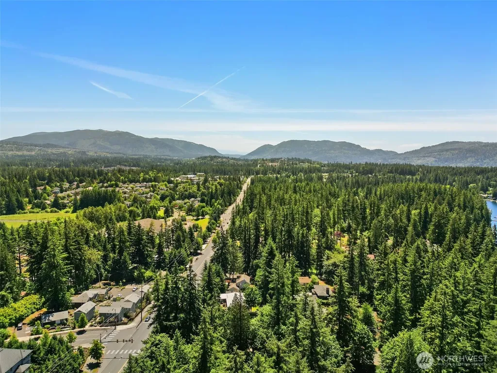 22783 SE 18th Street Sammamish WA 98075