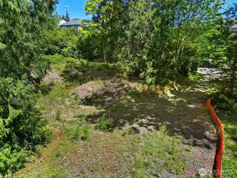 22783 SE 18th Street Sammamish WA 98075