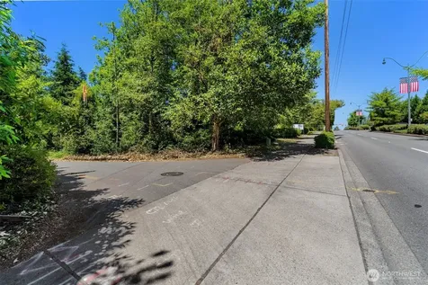 22783 SE 18th Street Sammamish WA 98075