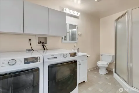 28504 23rd Avenue S Federal Way WA 98003
