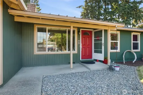 28504 23rd Avenue S Federal Way WA 98003