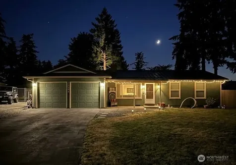 28504 23rd Avenue S Federal Way WA 98003