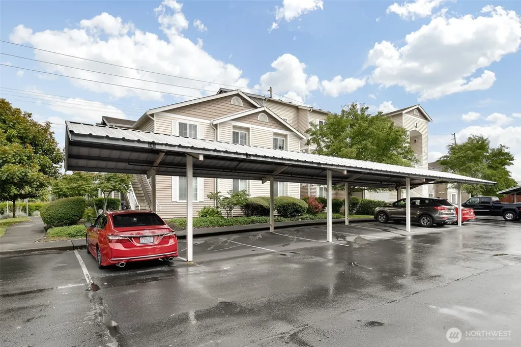 18615 101st Avenue Ct E Puyallup WA 98375