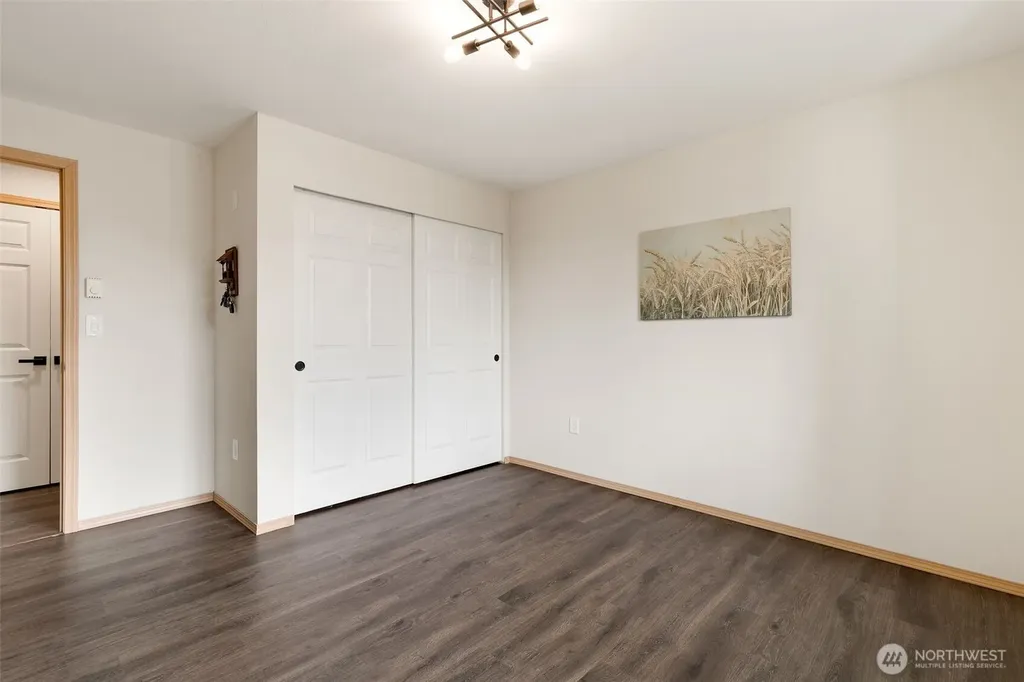 18615 101st Avenue Ct E Puyallup WA 98375