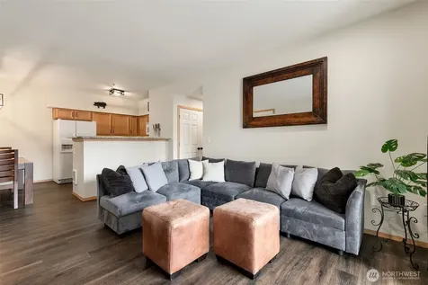 18615 101st Avenue Ct E Puyallup WA 98375
