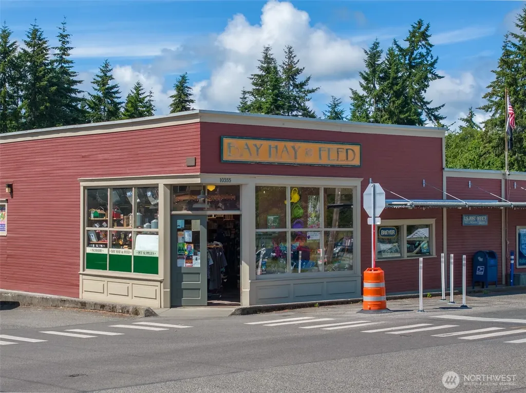 10095 NE Knight Road Bainbridge Island WA 98110