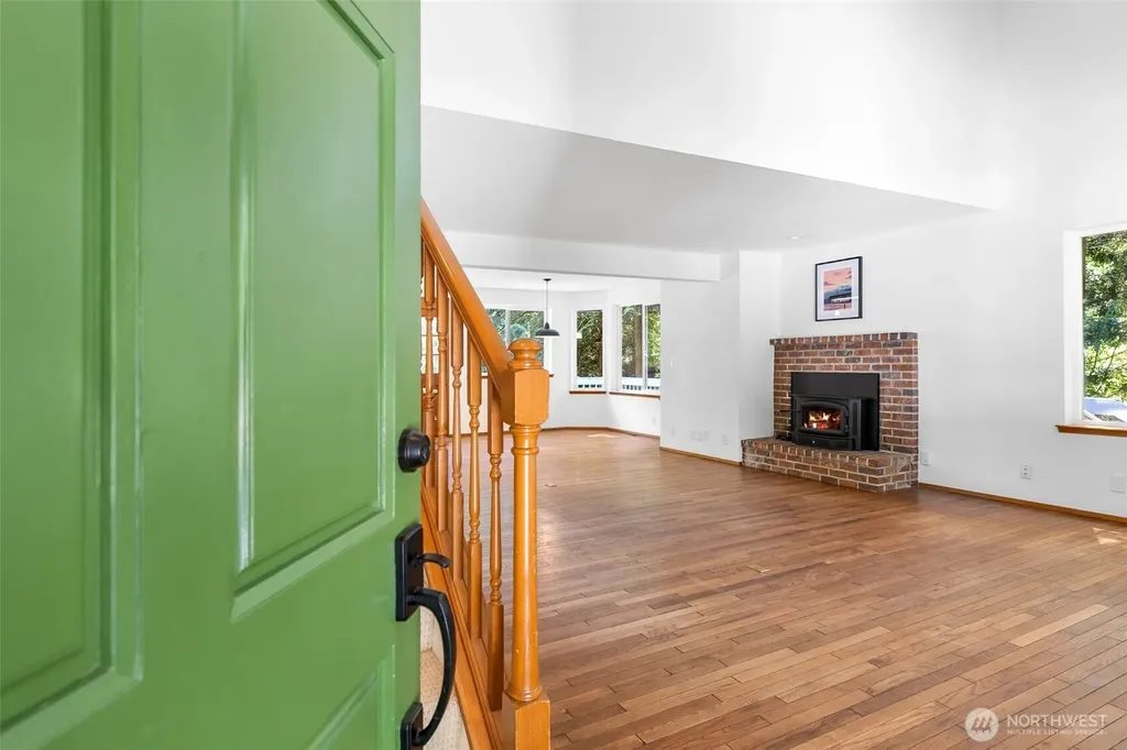 10095 NE Knight Road Bainbridge Island WA 98110
