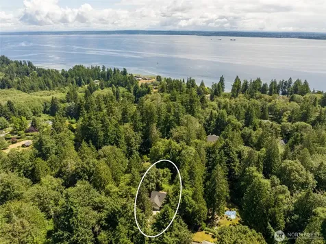 10095 NE Knight Road Bainbridge Island WA 98110