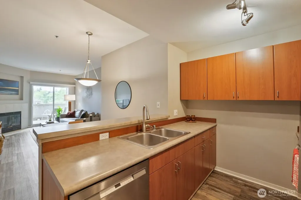 8745 Greenwood Avenue N Seattle WA 98103